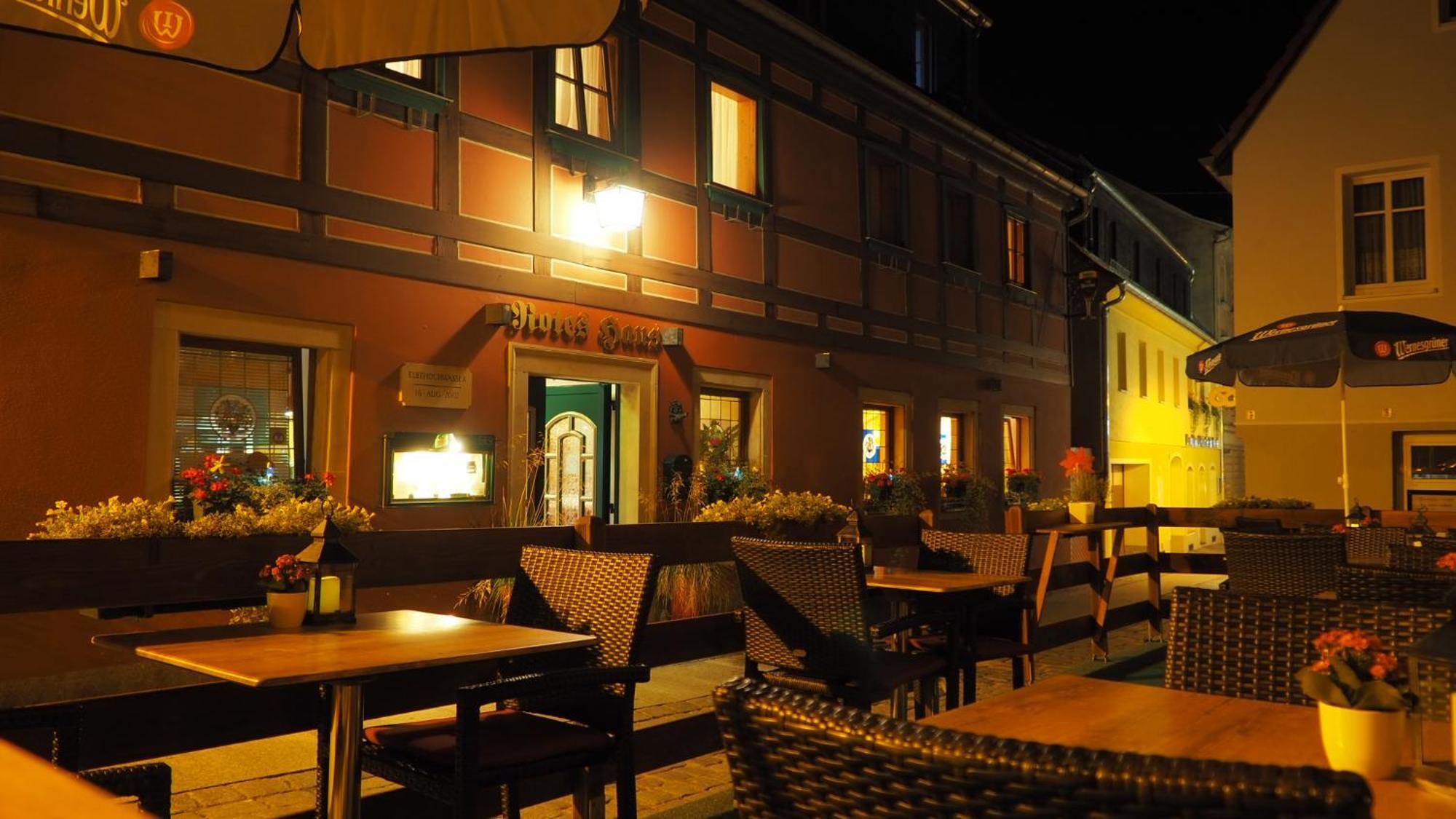 Gasthaus& Pension Zum Roten Haus باد سشاندو المظهر الخارجي الصورة