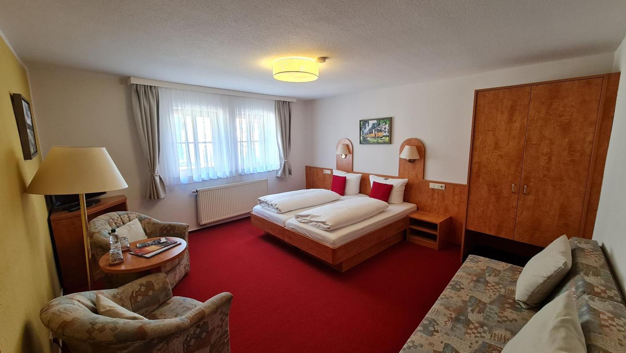 Gasthaus& Pension Zum Roten Haus باد سشاندو المظهر الخارجي الصورة
