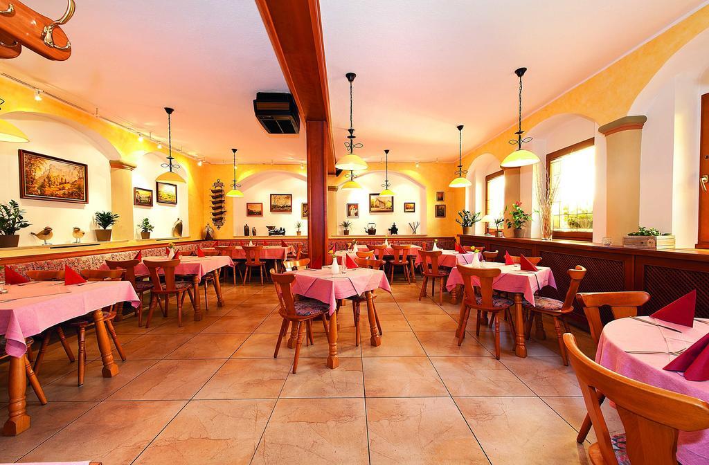 Gasthaus& Pension Zum Roten Haus باد سشاندو المظهر الخارجي الصورة